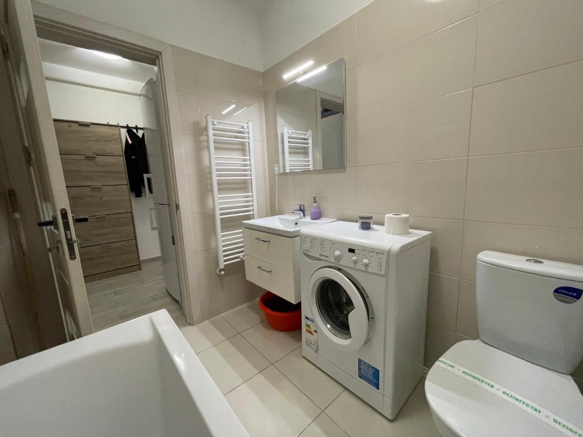 Renting Solutions Iulius Mall Яссы Экстерьер фото